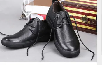 Nyári 2 új férfi cipő koreai változata az a tendencia, hogy a 9-es férfi alkalmi cipő, lélegző cipők, férfi cipő Z6T638